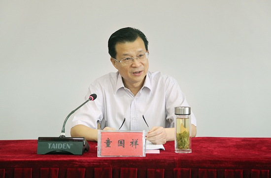 全力以赴谋发展 立足岗位作贡献